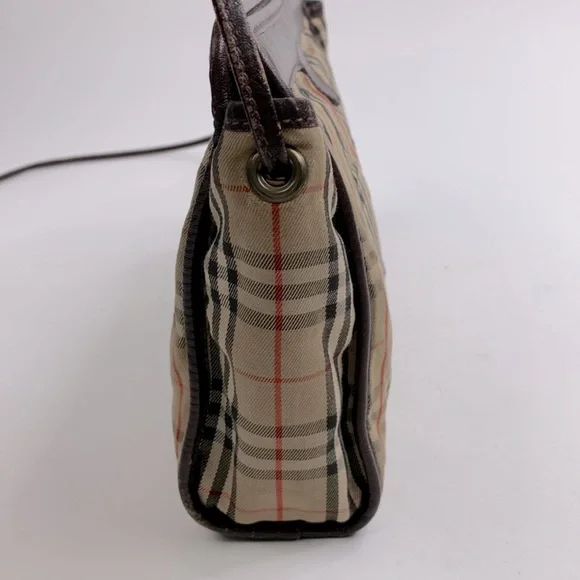 Burberry Ltd Ed Vintage "Shelter Under A Burberrys" Crossbody bag Fabric leather - Picture 7 of 17